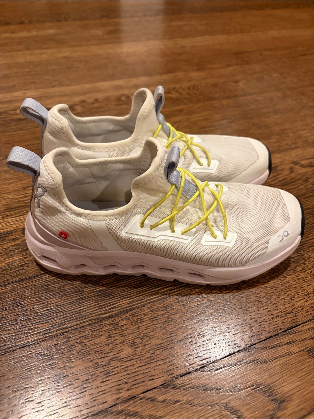 On Cloudleap Kids Tennis Shoes - Picture 2 of 9